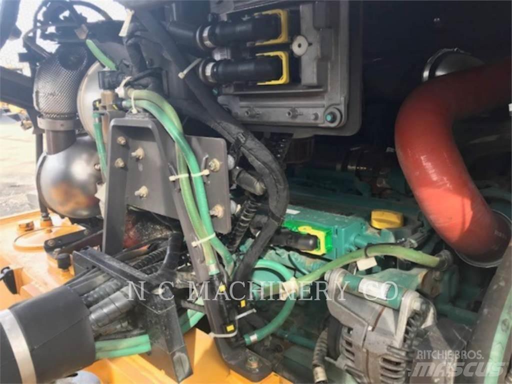 Volvo DD120C Asfaltni finišeri
