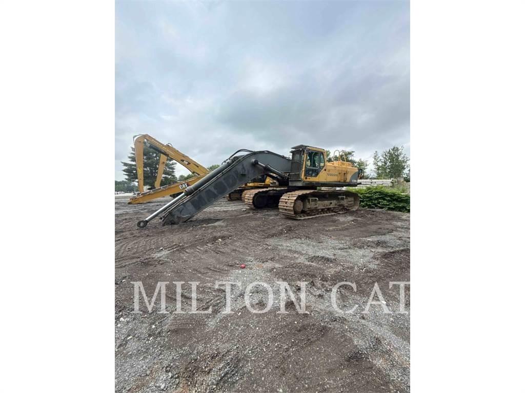 Volvo EC700B Bageri gusjeničari