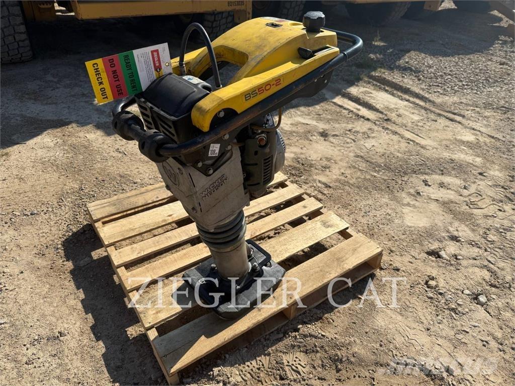 Wacker BS50-2 Kompaktori zemlje