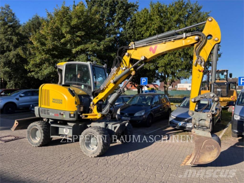 Wacker EW65 Bageri na kotačima
