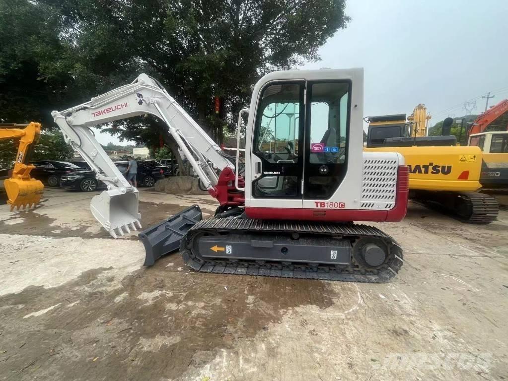 Takeuchi TB180C Bageri gusjeničari