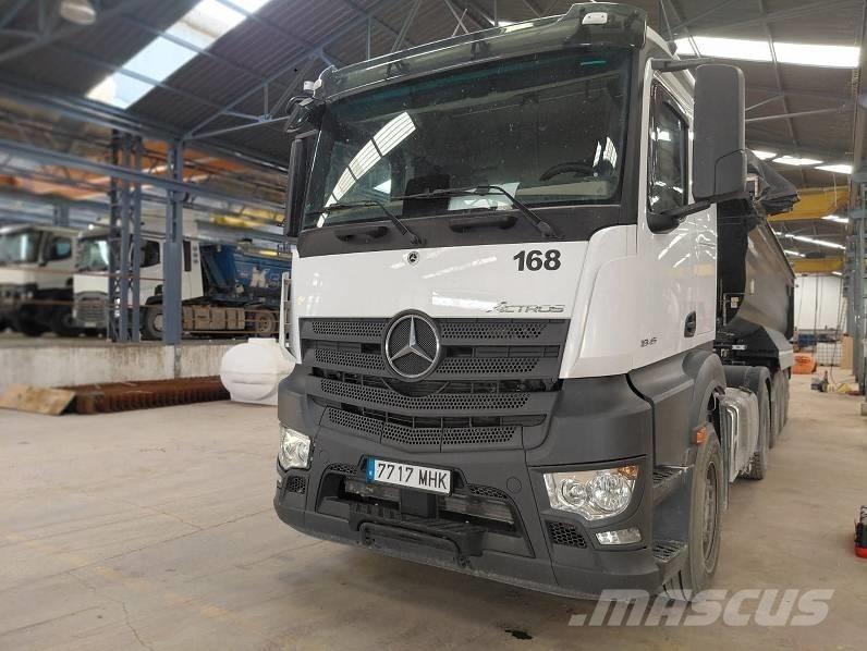 Mercedes-Benz 1845 Traktorske jedinice