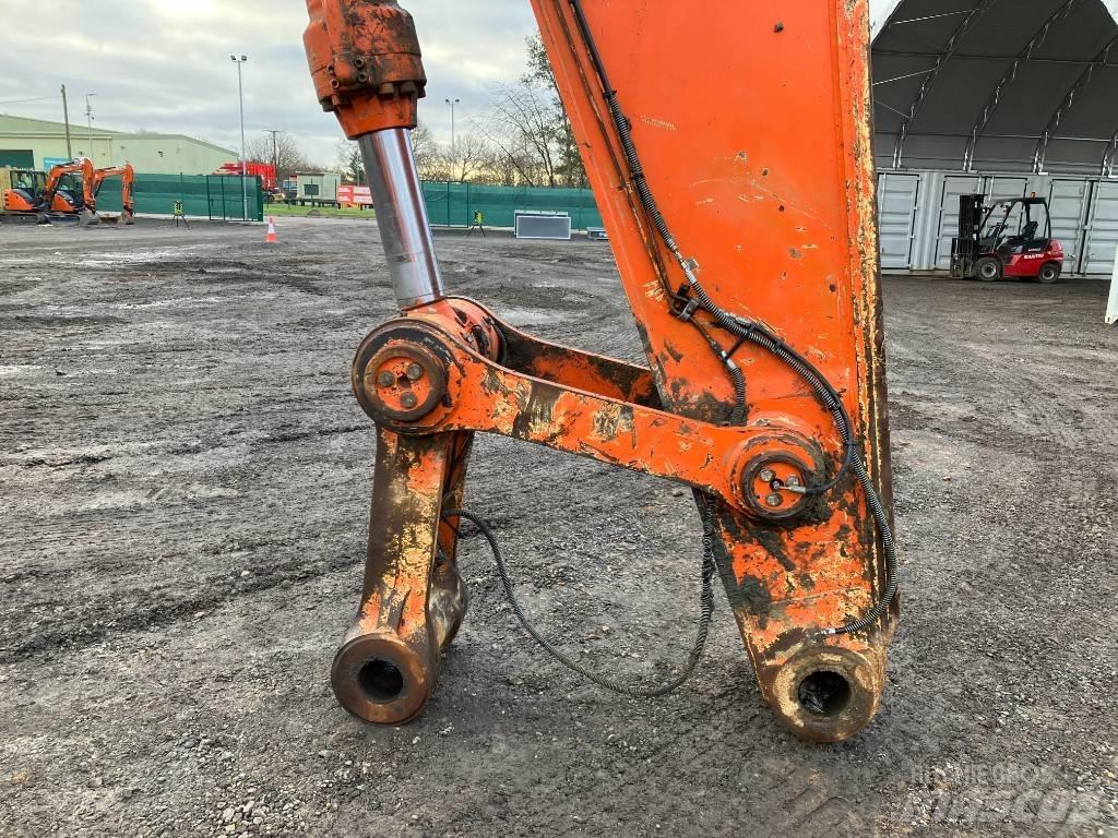 Hitachi ZX670LCH-5B Bageri gusjeničari