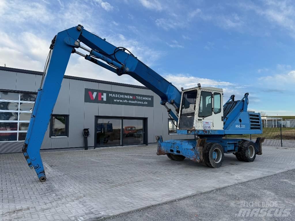 Fuchs MHL 331 Bageri za manipuliranje materijalom / otpadom