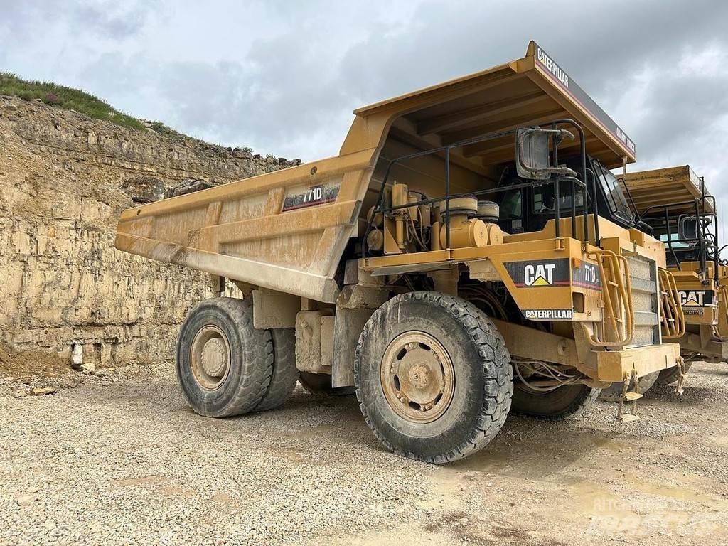 CAT 771D Demperi za gradilišta