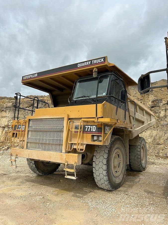CAT 771D Demperi za gradilišta