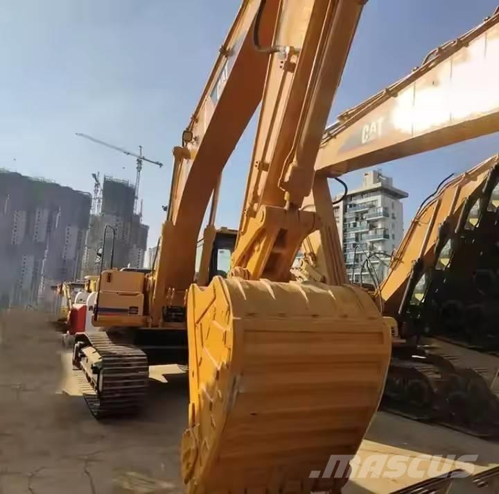 CAT 325 B Bageri gusjeničari