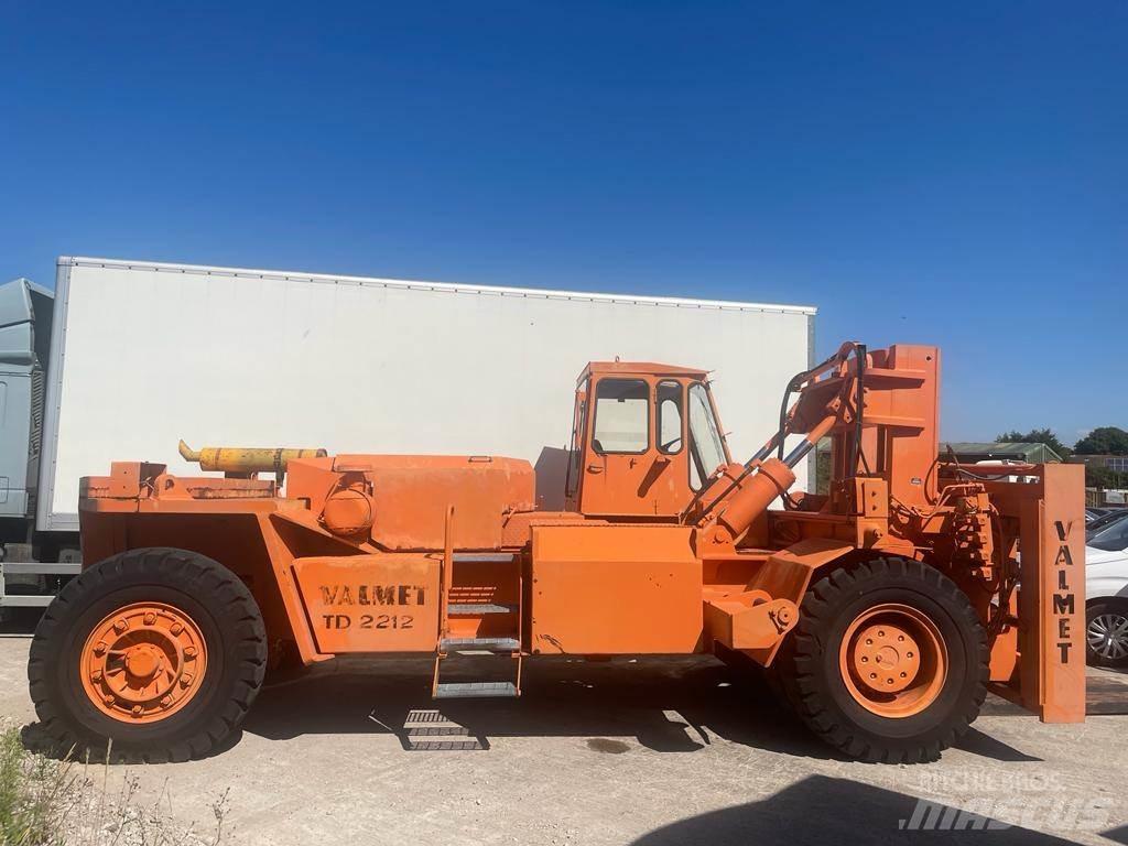 Valmet TD2212 Dizelski viličari
