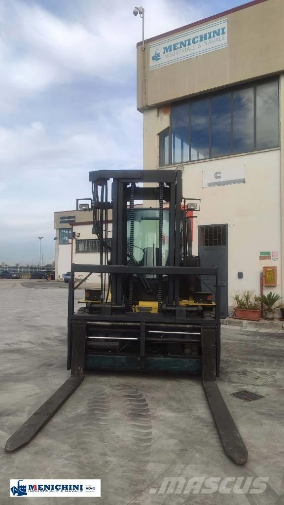 Hyster 9.00XM Dizelski viličari