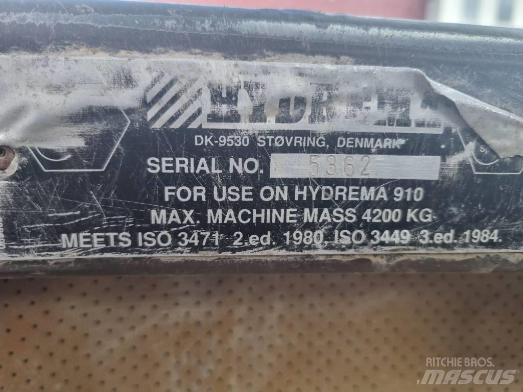 Hydrema 910 Zglobni demperi
