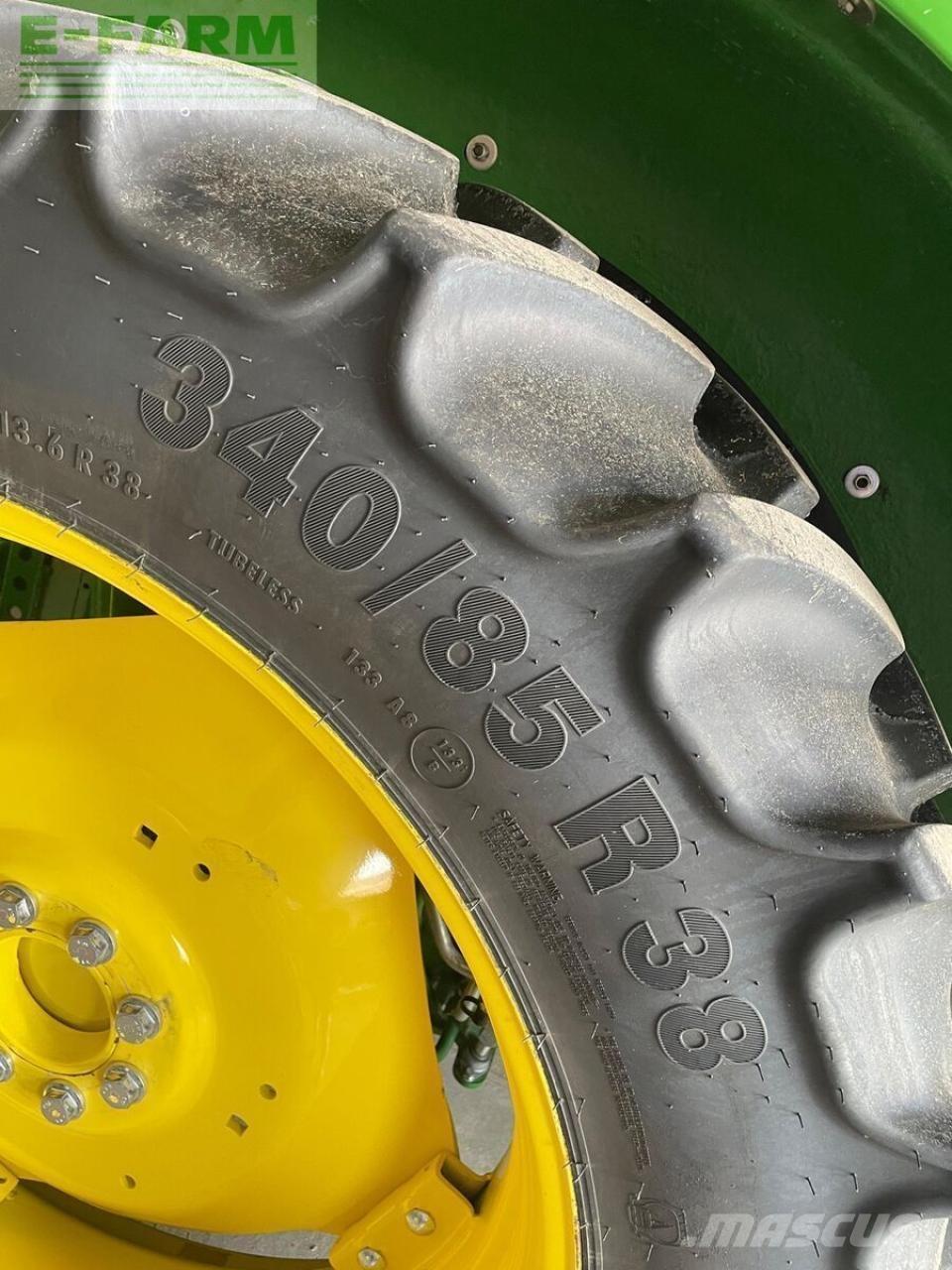 John Deere 5100m Traktori