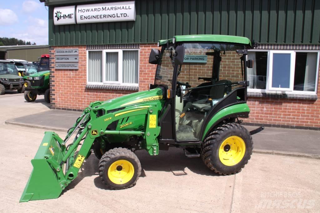 John Deere 2026R Traktori