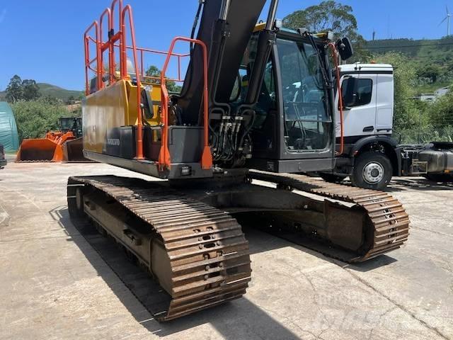 Volvo EC 200 E Bageri gusjeničari