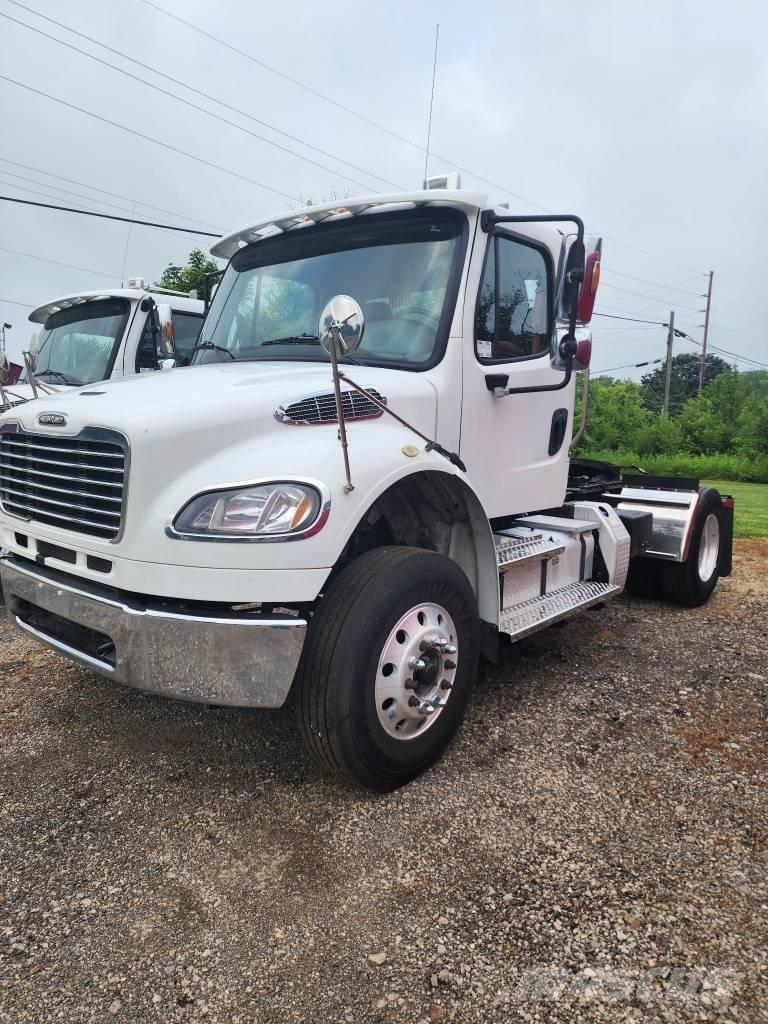 Freightliner M2 Traktorske jedinice