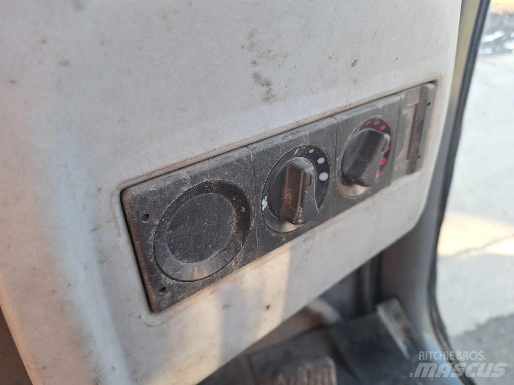 Hitachi ZW 75 Utovarivači na kotačima