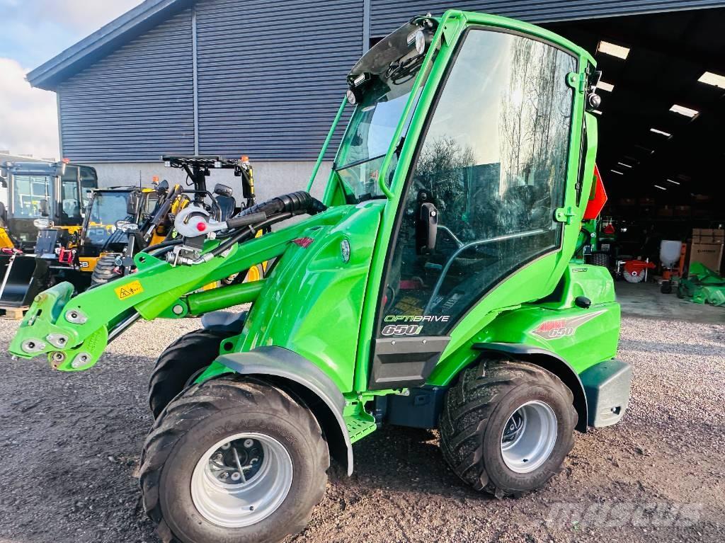 Avant 650 i Višenamjenski utovarivači