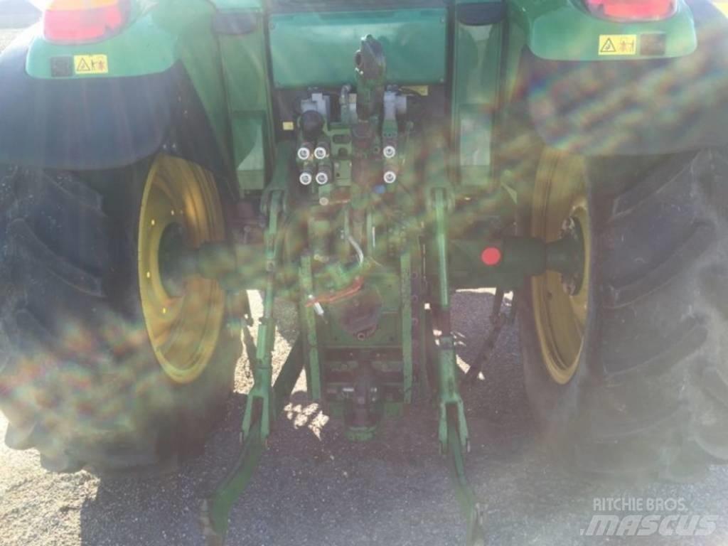 John Deere 6420 S Traktori