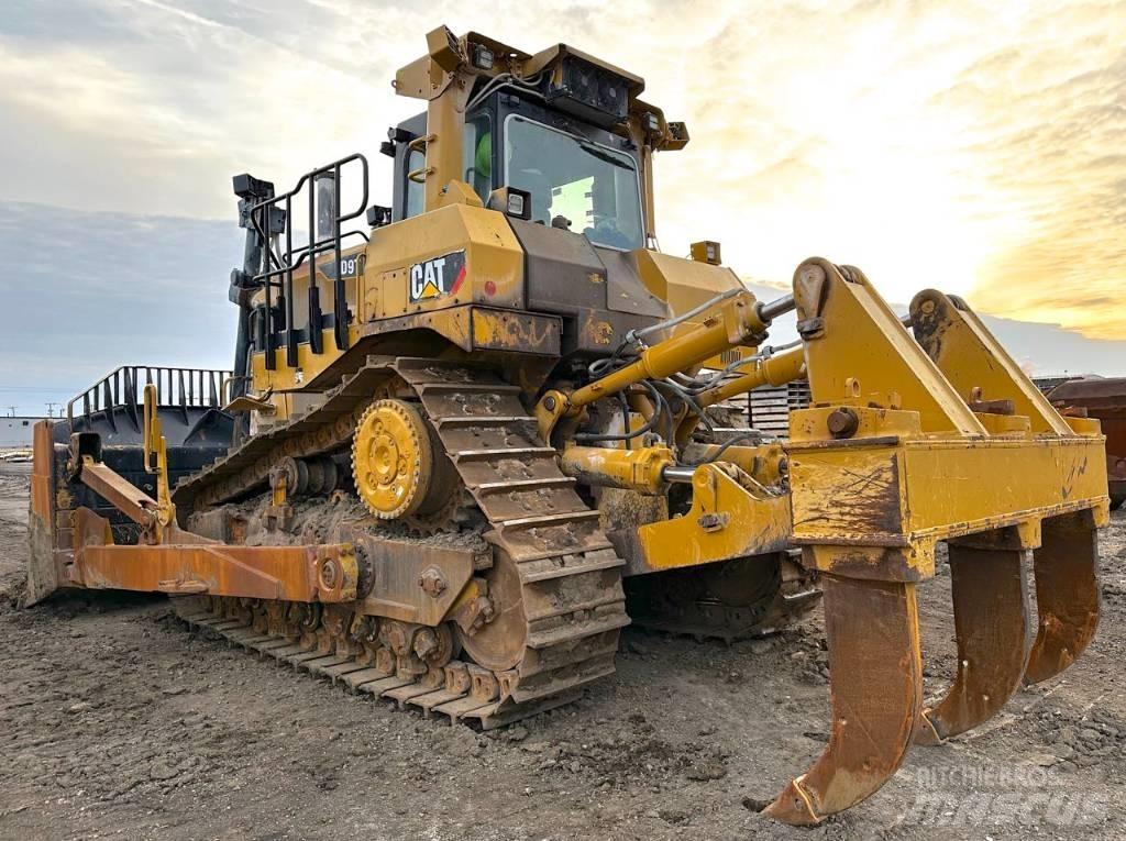 CAT D 9 T Buldožeri gusjeničari