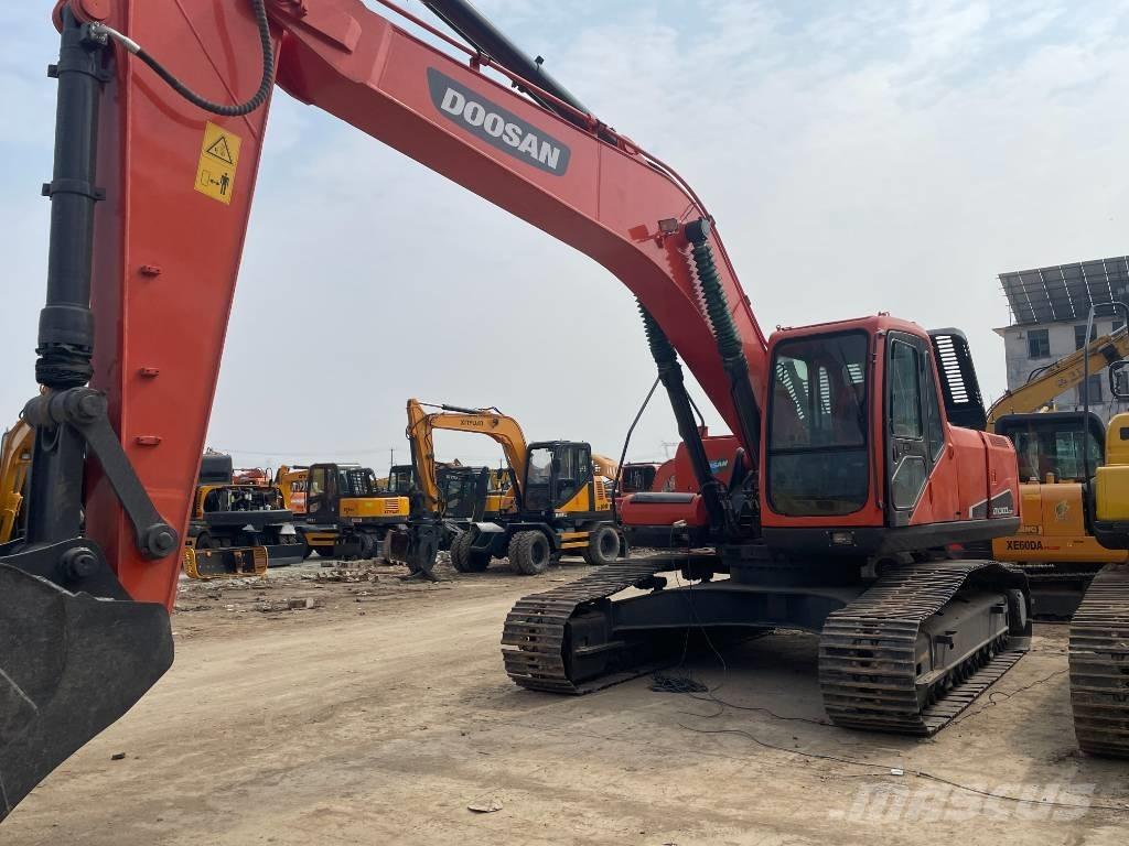 Doosan DX 300 Bageri gusjeničari
