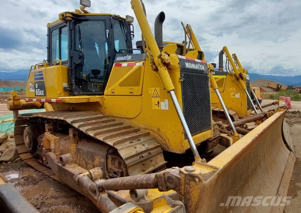 Komatsu D 65 EX-16 Buldožeri gusjeničari