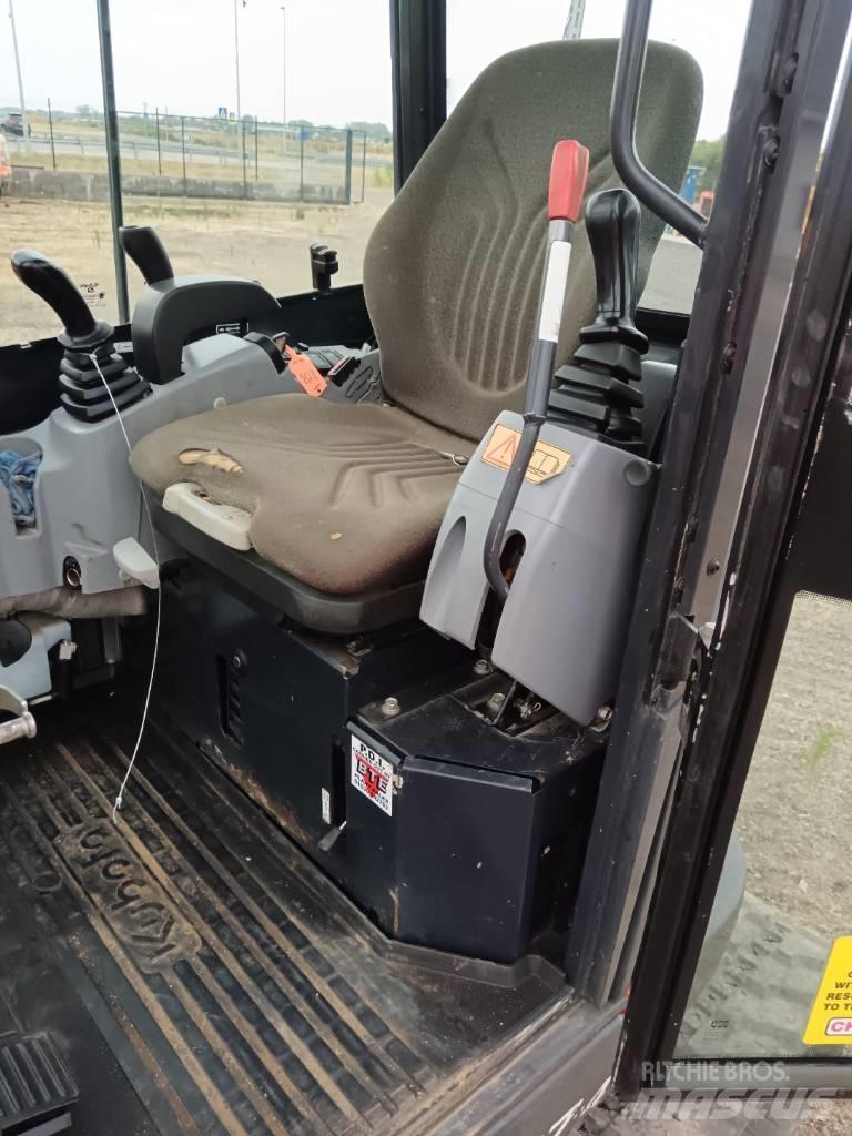 Kubota U 27-4 Mini bageri <7t
