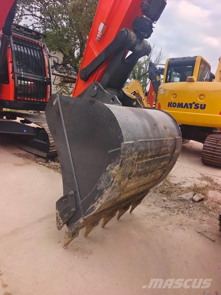 Doosan DX 225 LCA Bageri gusjeničari