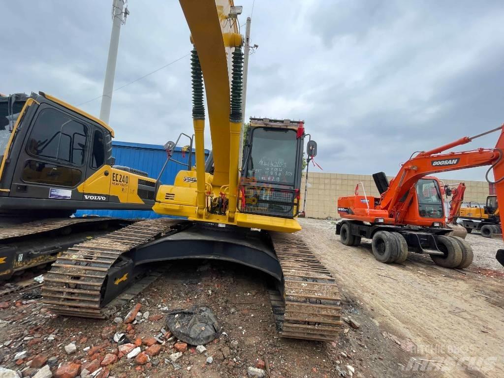 Komatsu PC 240 Bageri gusjeničari