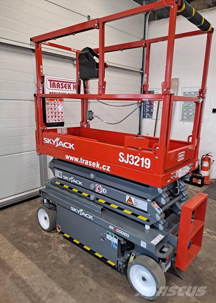 SkyJack SJ 3219E Škaraste platforme