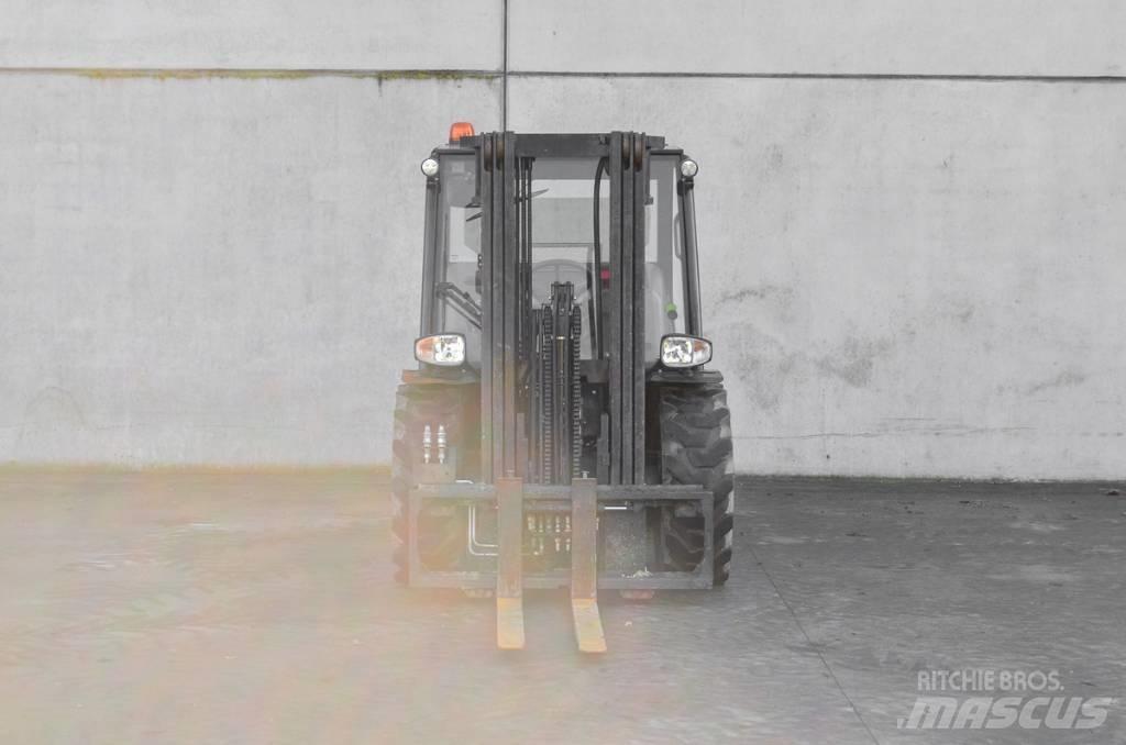 Manitou MC 25-4 Dizelski viličari