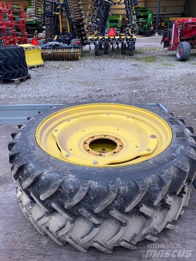 BKT 230/95R36 Ostala oprema za traktore