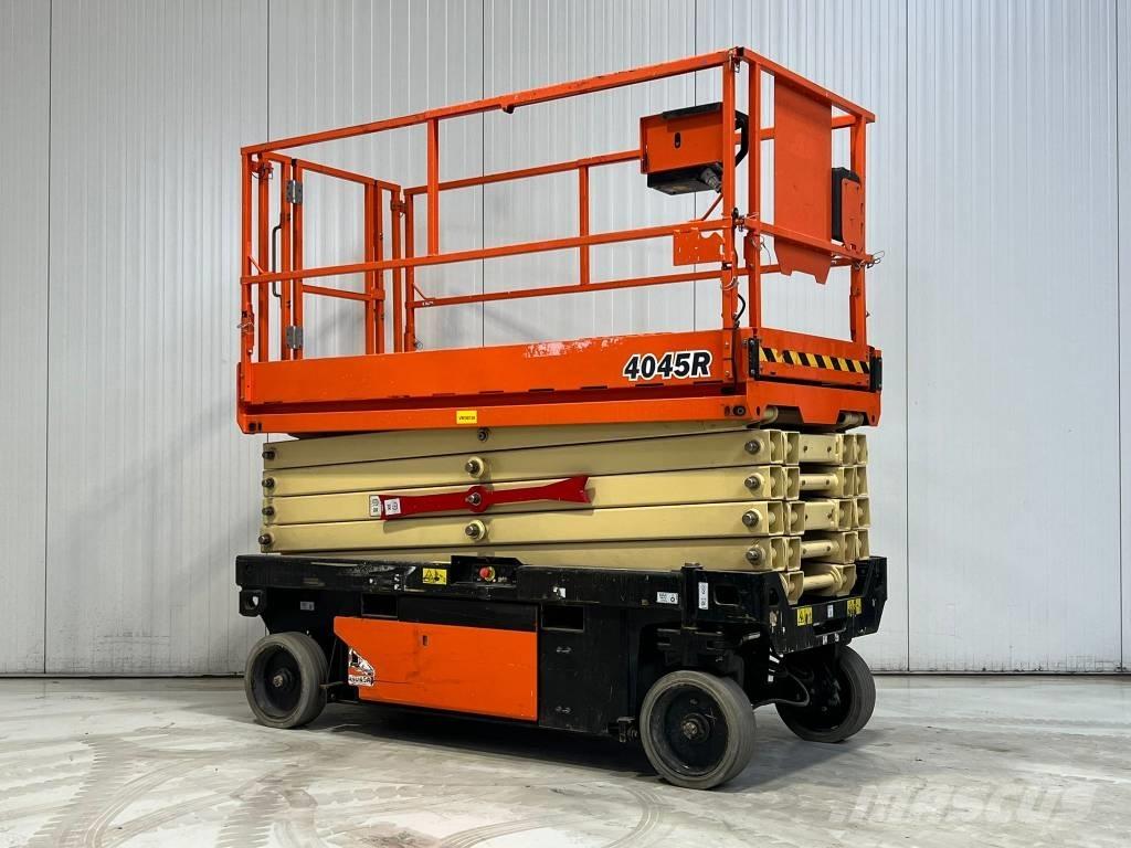 JLG 4045R Škaraste platforme