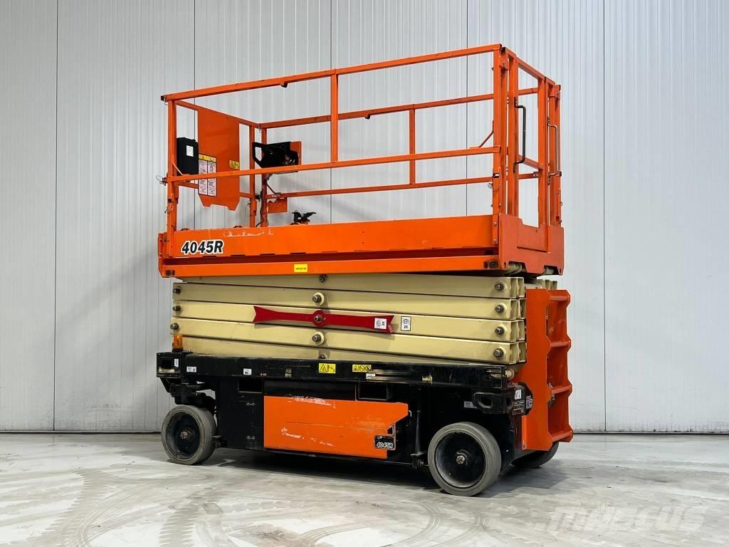JLG 4045R Škaraste platforme