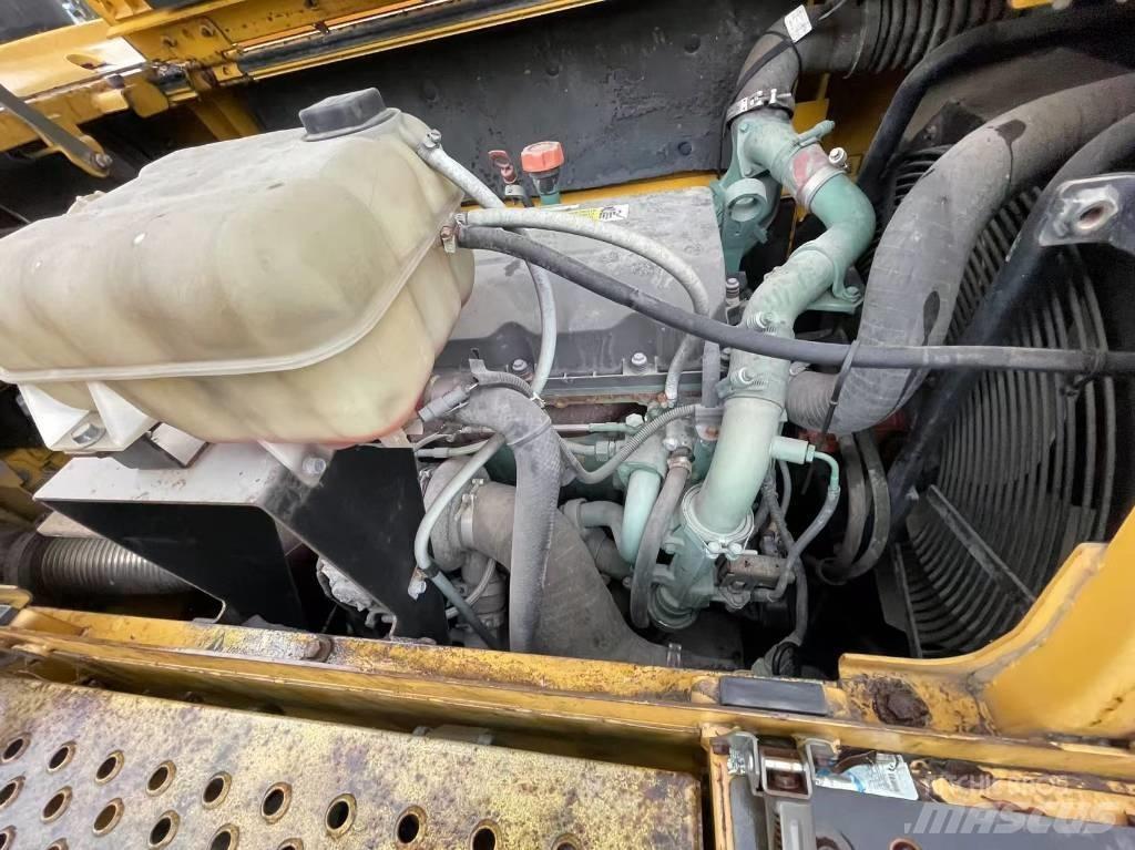 Volvo EC 380 D L Bageri gusjeničari