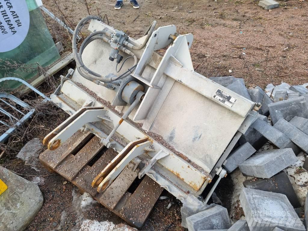 Holder C9700H Pomoćni strojevi