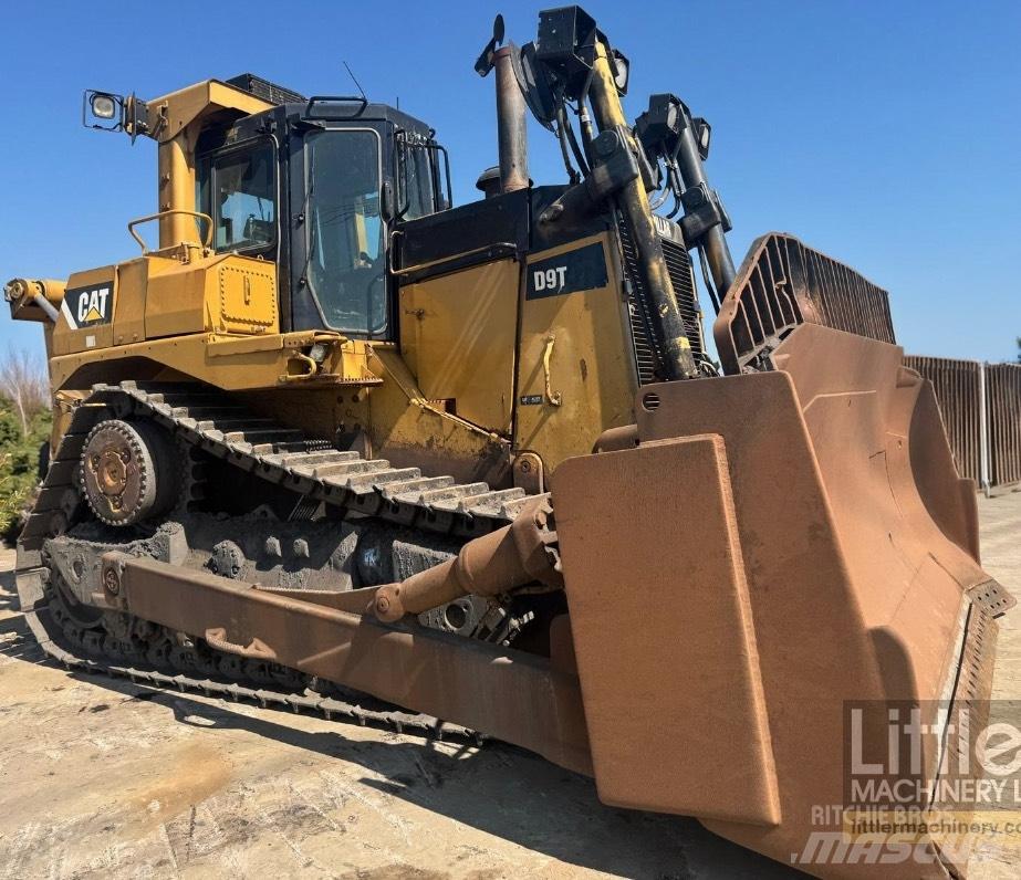 CAT D 9 T Buldožeri gusjeničari