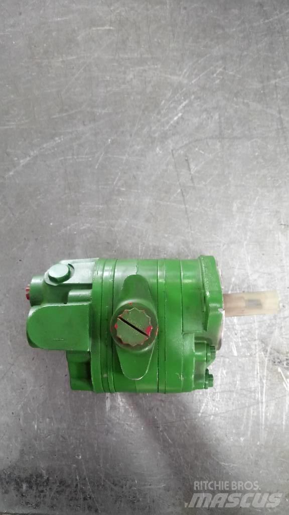 John Deere Αντλία Hidraulika