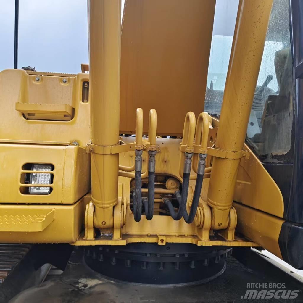 CAT 320 C L Bageri gusjeničari