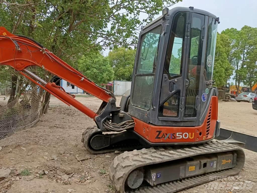 Hitachi ZX50U Mini bageri <7t