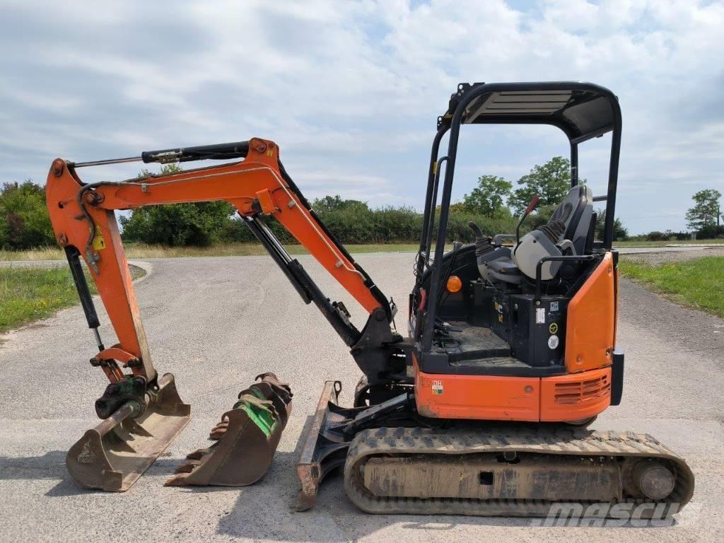 Hitachi ZX 26 U-5A Mini bageri <7t
