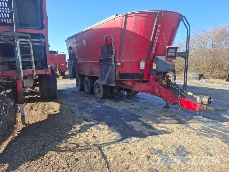 JF FEEDER VM 38 Hranilice za stoku