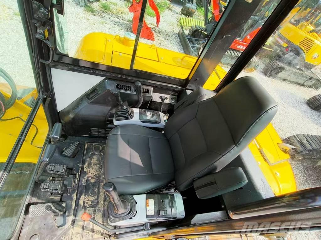Komatsu PC 56 Mini bageri <7t