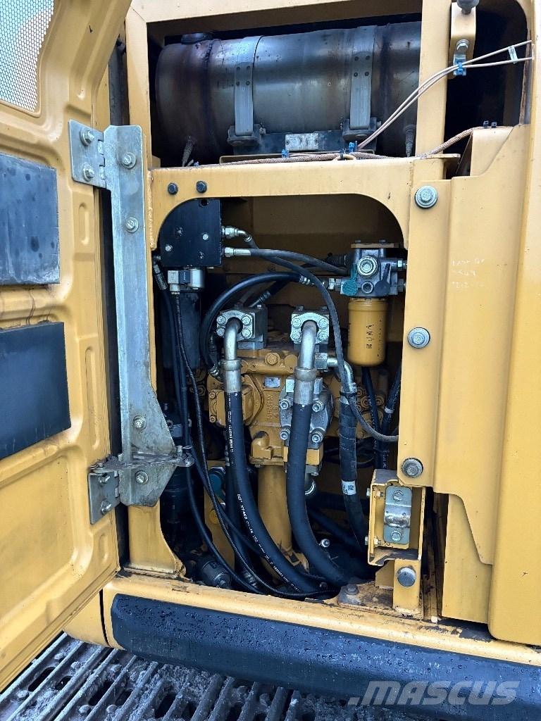CAT 320ERR Bageri gusjeničari