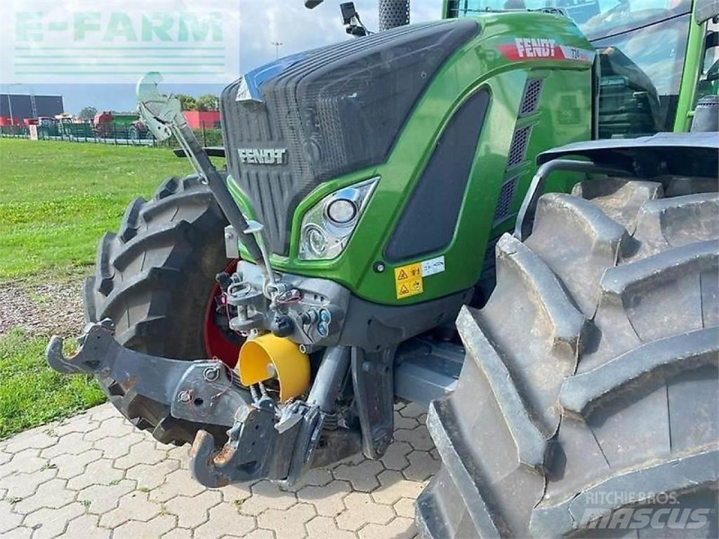 Fendt 724 profi+ Traktori