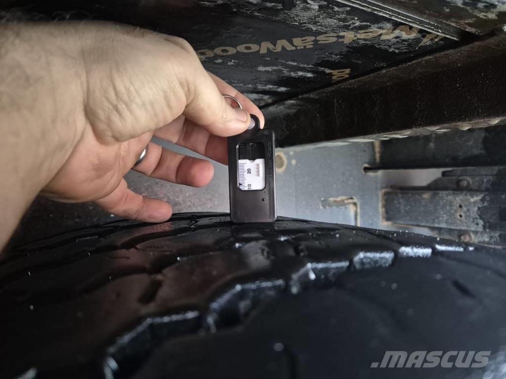  køgel SN24 Poluprikolice sa ceradom