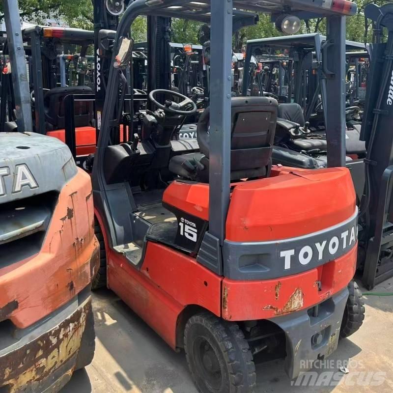 Toyota 15 Električni viličari