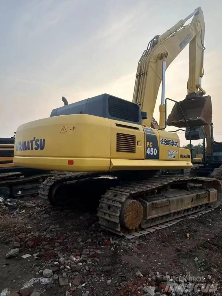 Komatsu 450-8 Bageri gusjeničari