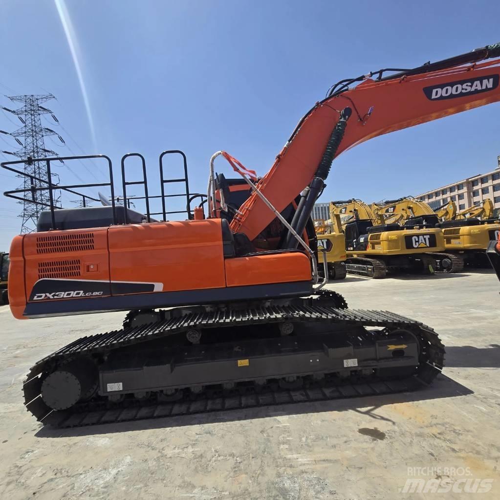 Doosan DX 300 LC Mini bageri <7t