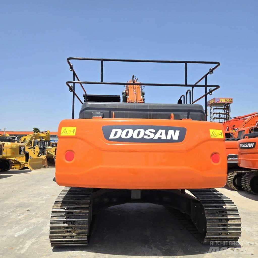 Doosan DX 300 LC Mini bageri <7t