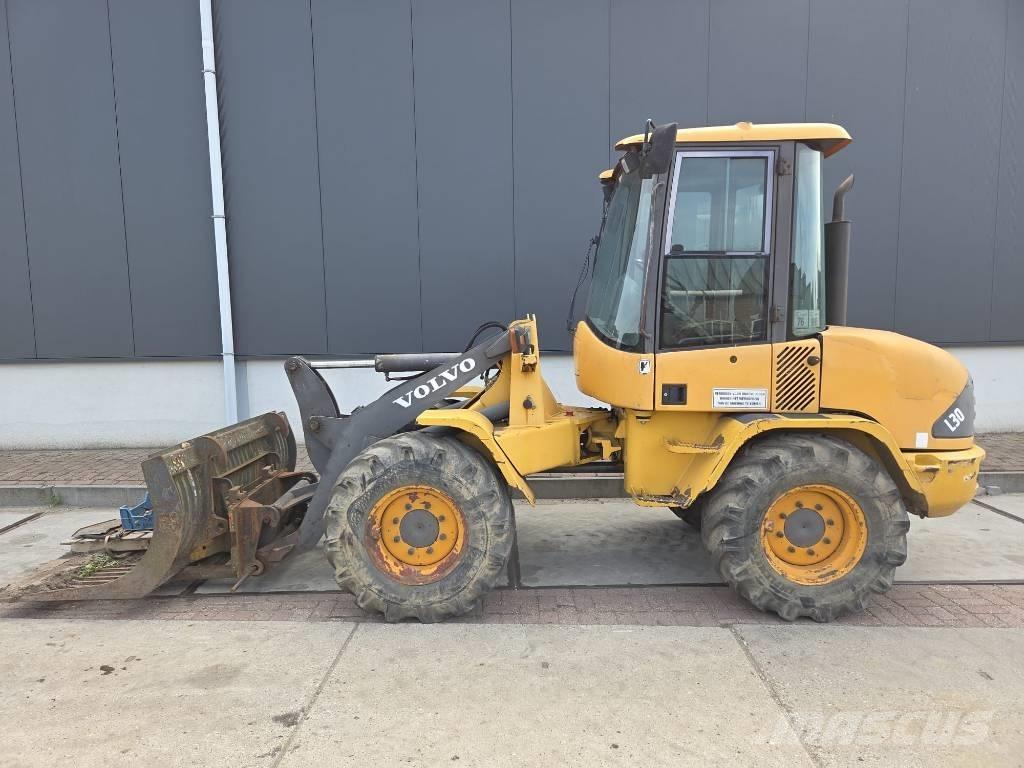 Volvo L 30 B Utovarivači na kotačima
