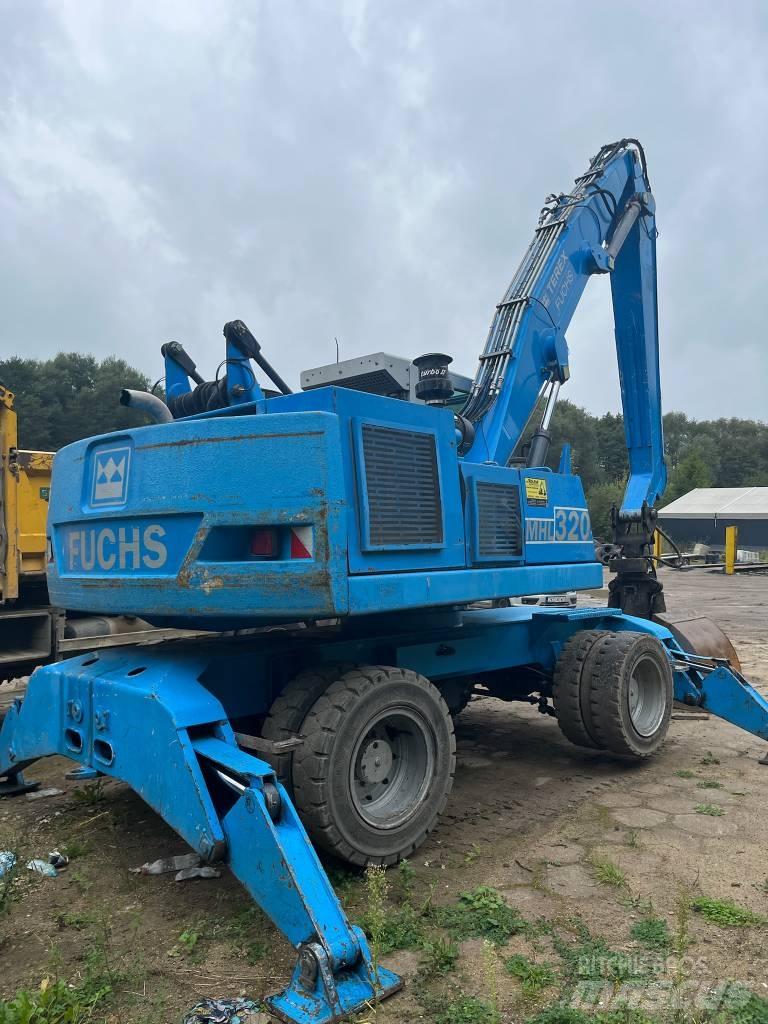 Fuchs MHL 320 Bageri na kotačima